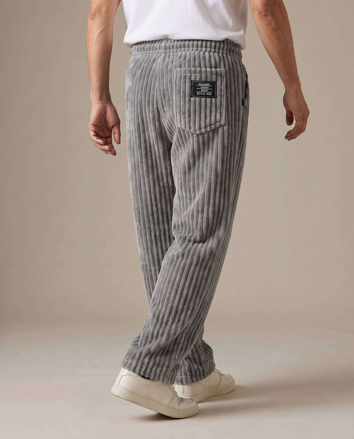 SUJI｜太畝コーデュロイ ゴムウエスト ストレートパンツ